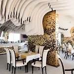 White Tower Mamaia Apartament
