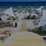 White Tower Mamaia Apartament