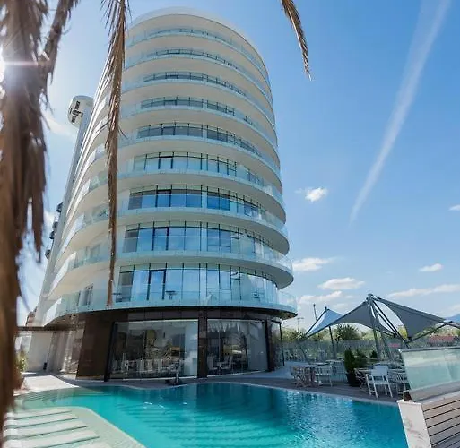 White Tower Mamaia Apartament