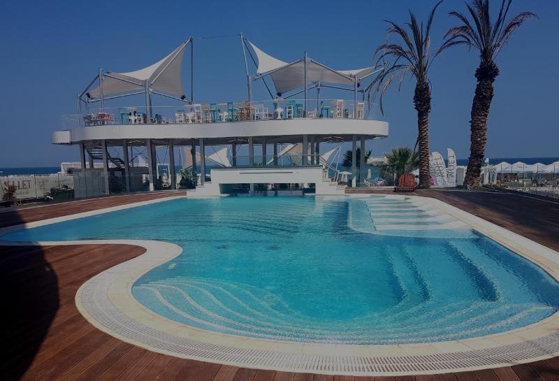 White Tower * Mamaia