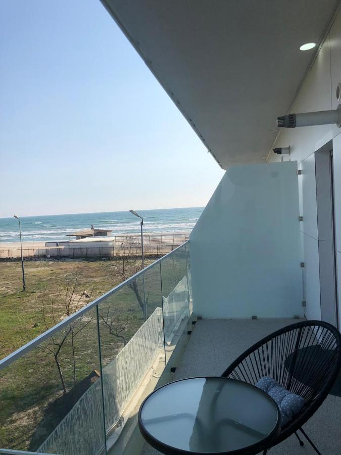 White Tower Apartment *